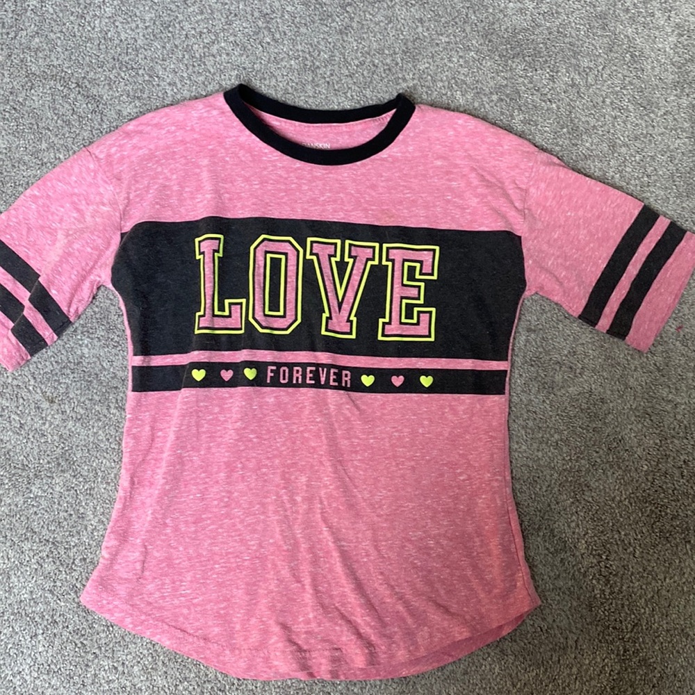 Girl's Stylish Tee Size 10/12
